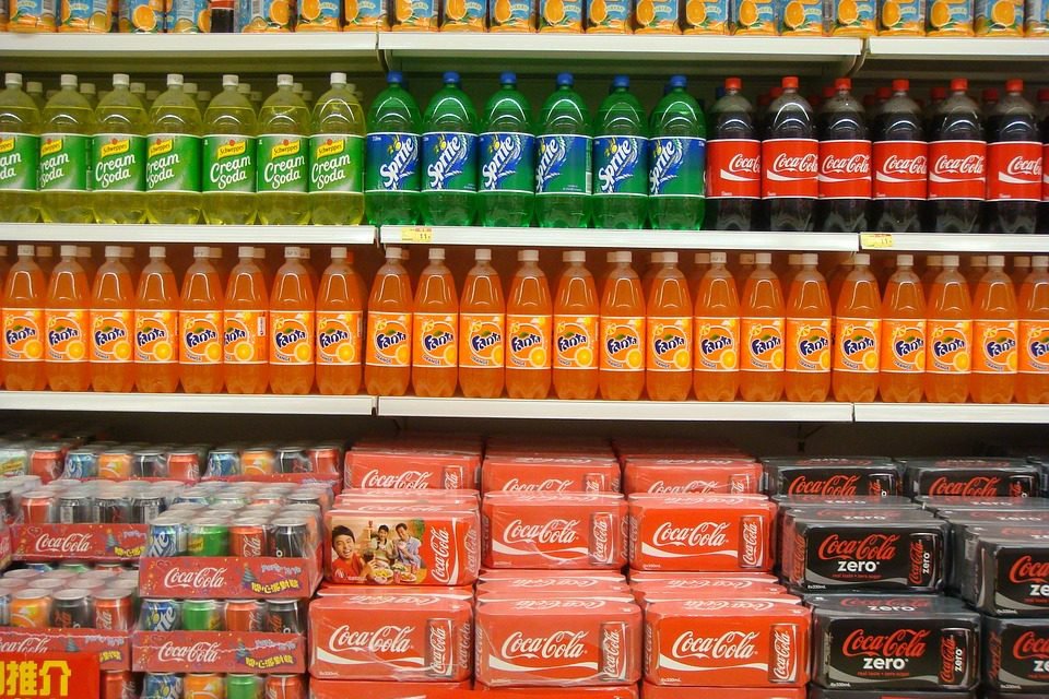 Suiker in drinken: grafische waarschuwingslabels kunnen verkoop van suikerrijke dranken laten dalen